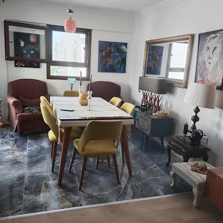 Διαμέρισμα Amiral Homes